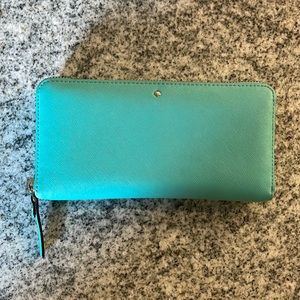 Kate Spade wallet / clutch